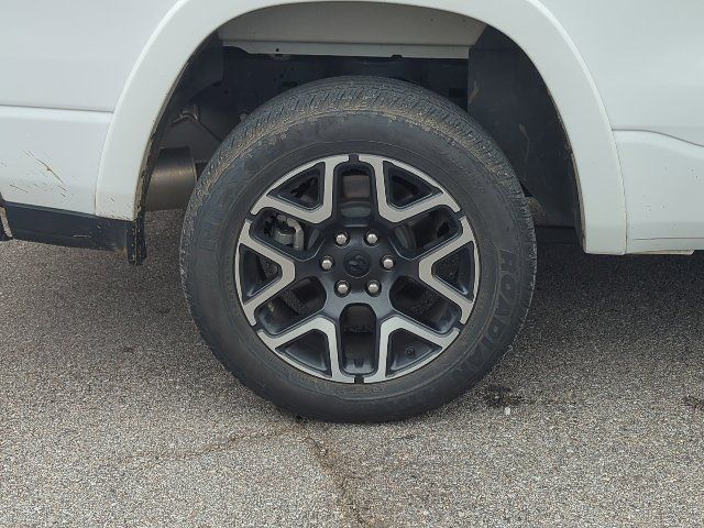 Used 2026 RAM 1500 Laramie AWD/4WD image 38