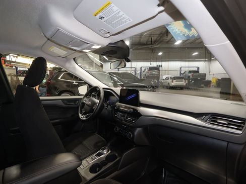 Used 2024 Ford Escape Active image 27