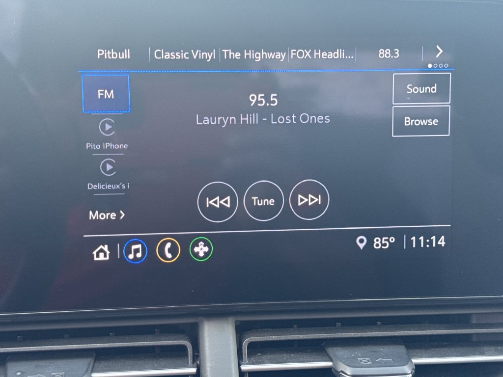 Used 2025 Chevrolet Trax LS FWD image 21