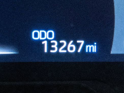 Certified 2024 Toyota RAV4 XLE w/ Convenience Package AWD/4WD image 17