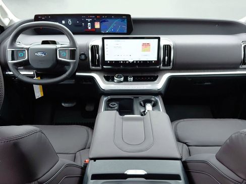 New 2026 Ford Expedition Platinum w/ Platinum Ultimate Package AWD/4WD image 43
