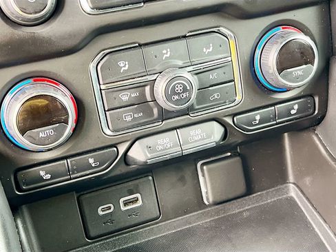 Used 2021 Chevrolet Tahoe RST image 20