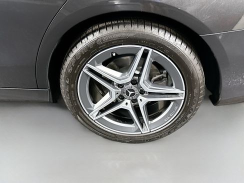 Used 2022 Mercedes-Benz E 350 Sedan w/ AMG Line Exterior image 37