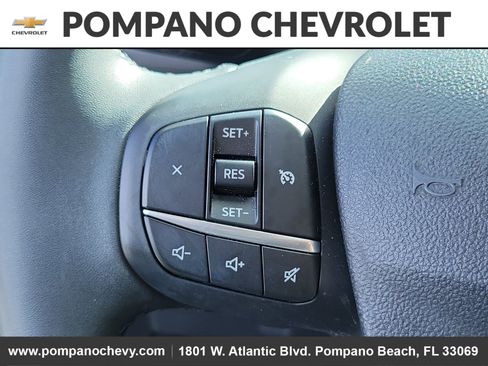 Used 2022 Ford Escape SE w/ SE Sport Appearance Package image 28