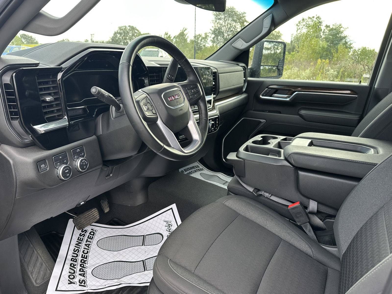 Used 2025 GMC Sierra 2500 SLE w/ Preferred Package AWD/4WD image 39