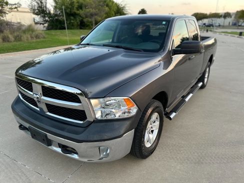 Used 2016 RAM 1500 ST w/ SXT Appearance Group image 2