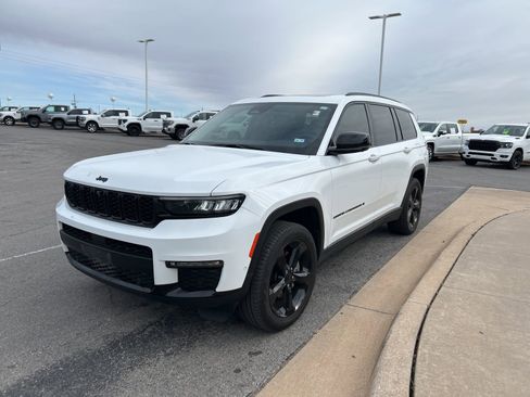 Used 2024 Jeep Grand Cherokee L Limited w/ Luxury Tech Group II image 1