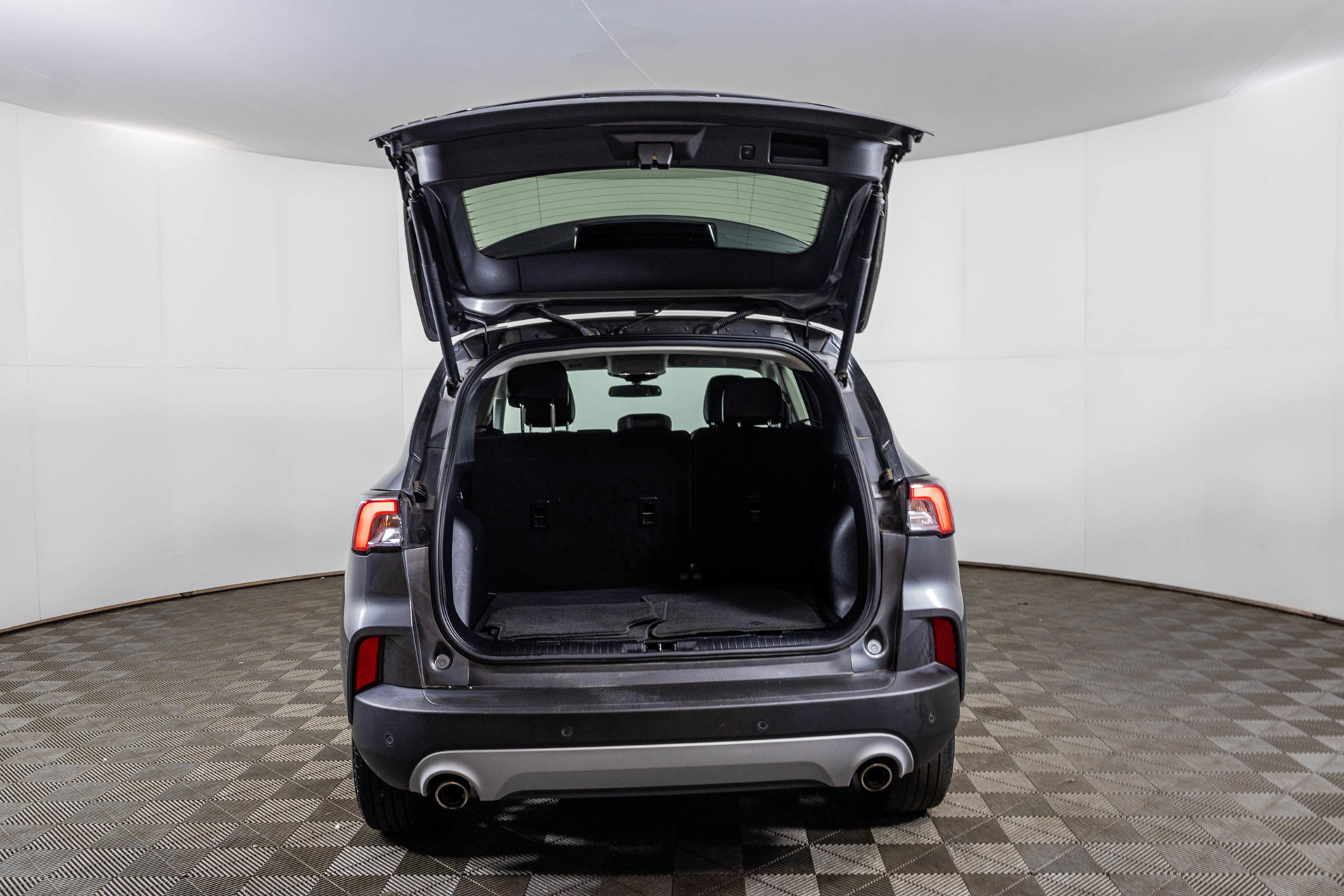 Used 2021 Ford Escape SEL FWD image 40