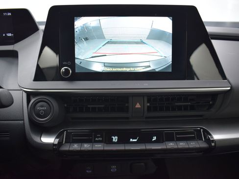 Used 2025 Toyota Prius LE image 15