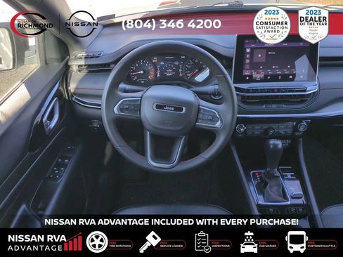 Used 2024 Jeep Compass Trailhawk image 17