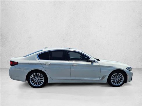 Used 2021 BMW 530i w/ Convenience Package RWD image 8