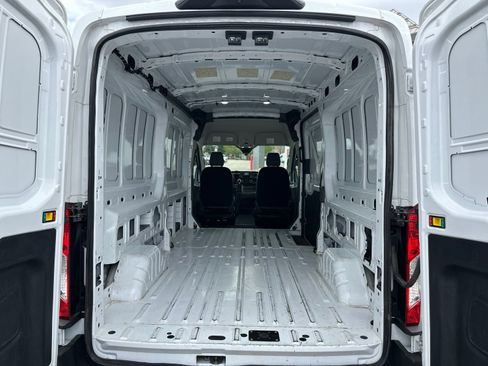 Used 2024 Ford Transit 250 148 Medium Roof Extended AWD image 12