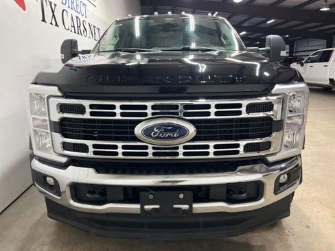 Used 2024 Ford F550 4x4 Crew Cab Super Duty image 12