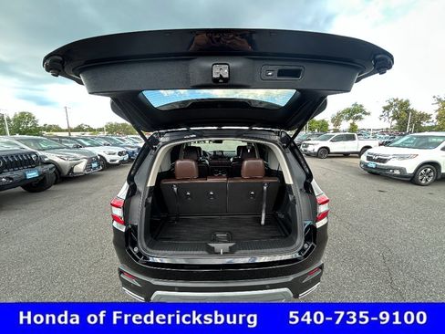 Used 2024 Honda Pilot Elite image 13