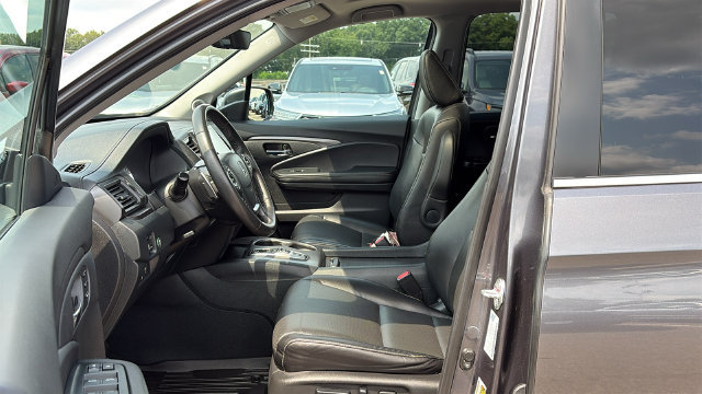 Used 2023 Honda Ridgeline RTL image 9