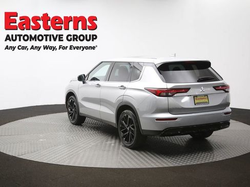 Used 2022 Mitsubishi Outlander SE FWD image 64