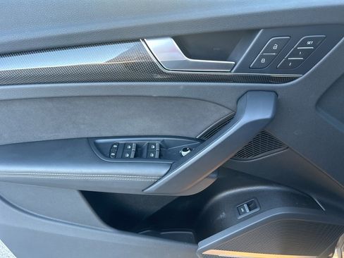 Used 2021 Audi SQ5 Premium Plus w/ Premium Plus Package image 11