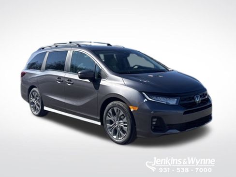 New 2026 Honda Odyssey Touring image 4