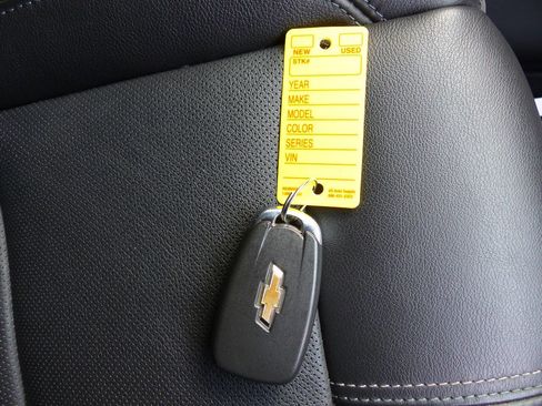 Used 2020 Chevrolet Blazer LT w/ Sound & Technology Package image 47