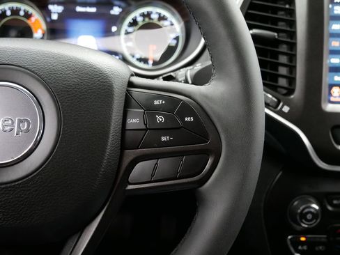 Certified 2022 Jeep Cherokee Trailhawk w/ Premium Leather Package image 28