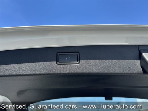 Used 2025 Volkswagen Tiguan SE R-Line AWD/4WD image 14