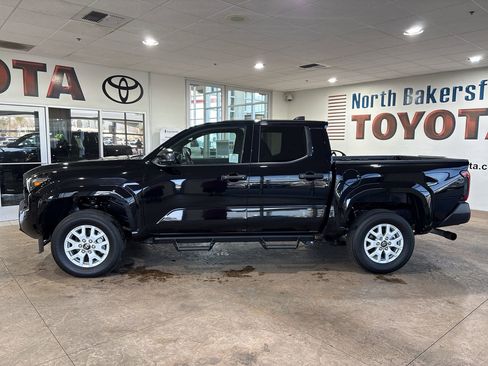 Certified 2025 Toyota Tacoma SR image 7