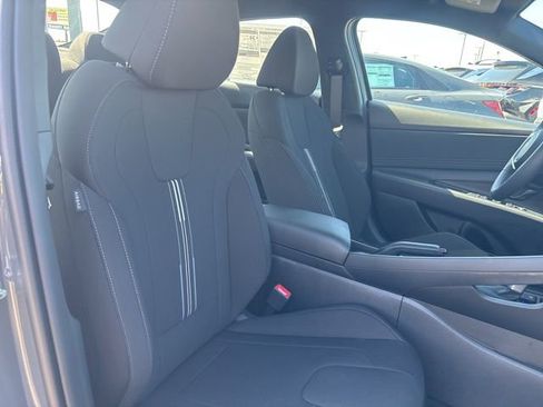 New 2026 Hyundai Elantra Sport FWD image 9