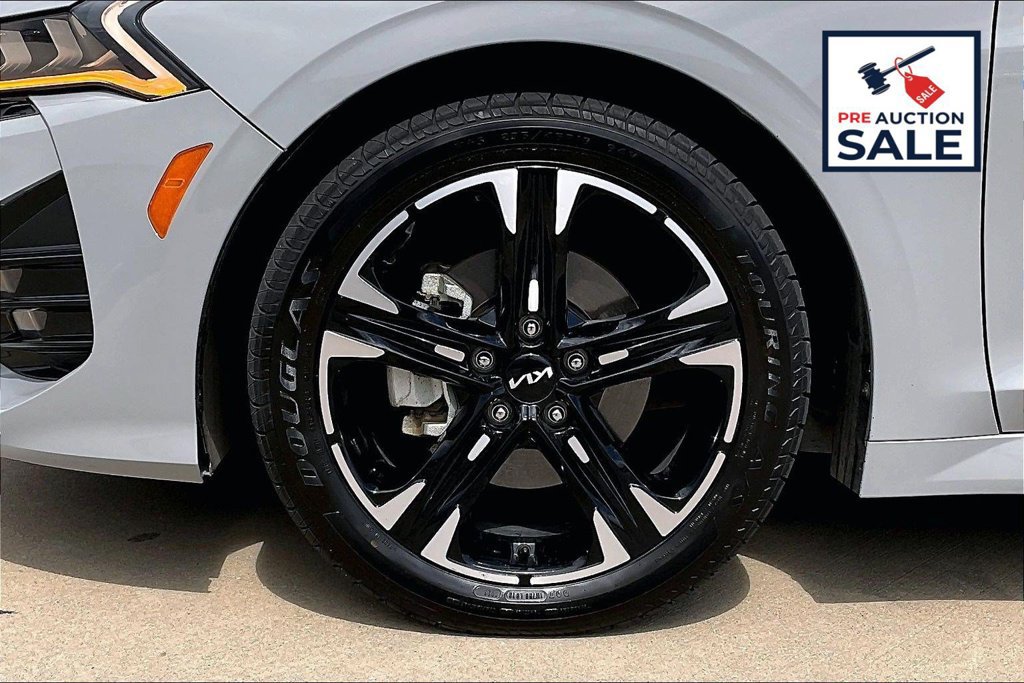 Used 2024 Kia K5 GT-Line AWD/4WD image 9