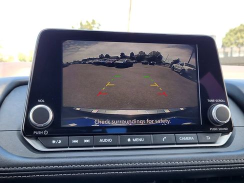 Used 2023 Nissan Rogue SV AWD/4WD image 14