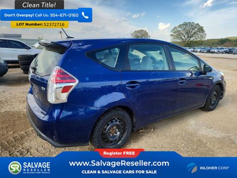 Used 2017 Toyota Prius V Four FWD image 4