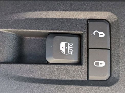 New 2026 Jeep Cherokee Limited image 36