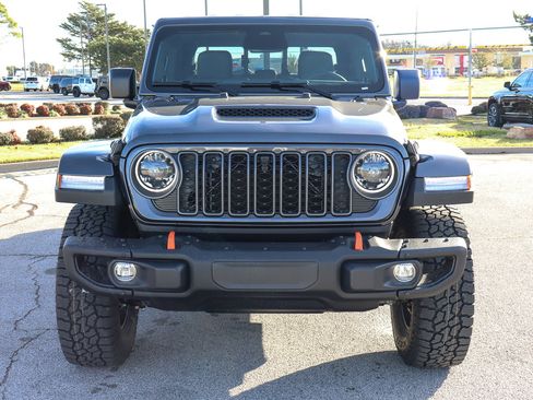 New 2026 Jeep Gladiator Mojave image 3