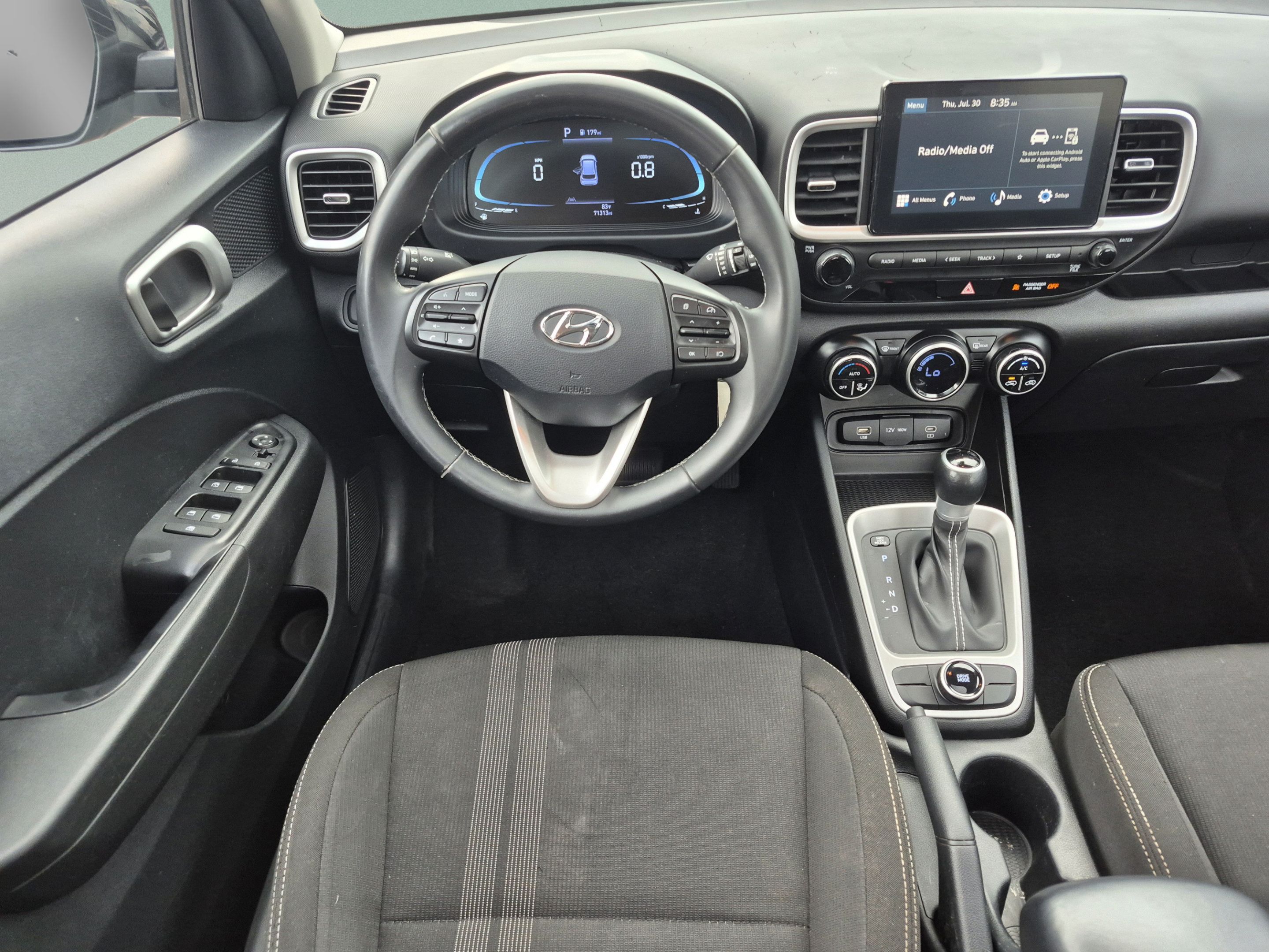 Used 2023 Hyundai Venue SEL w/ Cargo Package FWD image 13