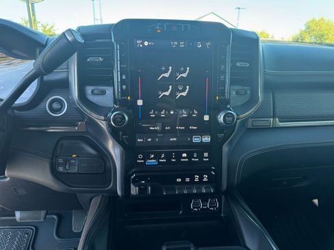 Used 2023 RAM 3500 Limited image 25