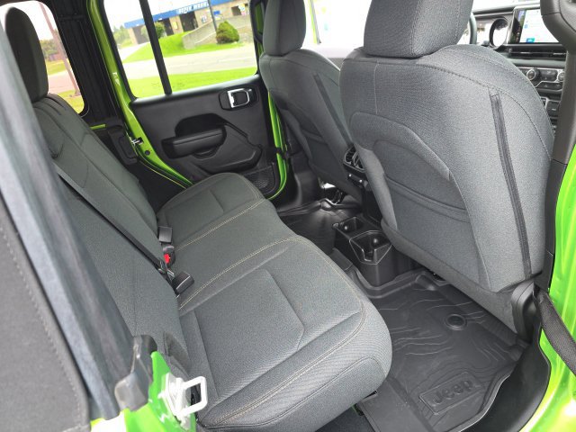 Used 2025 Jeep Wrangler Unlimited Sport AWD/4WD image 29