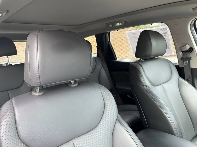 Used 2023 Hyundai Santa Fe SEL w/ Premium Package AWD/4WD image 29