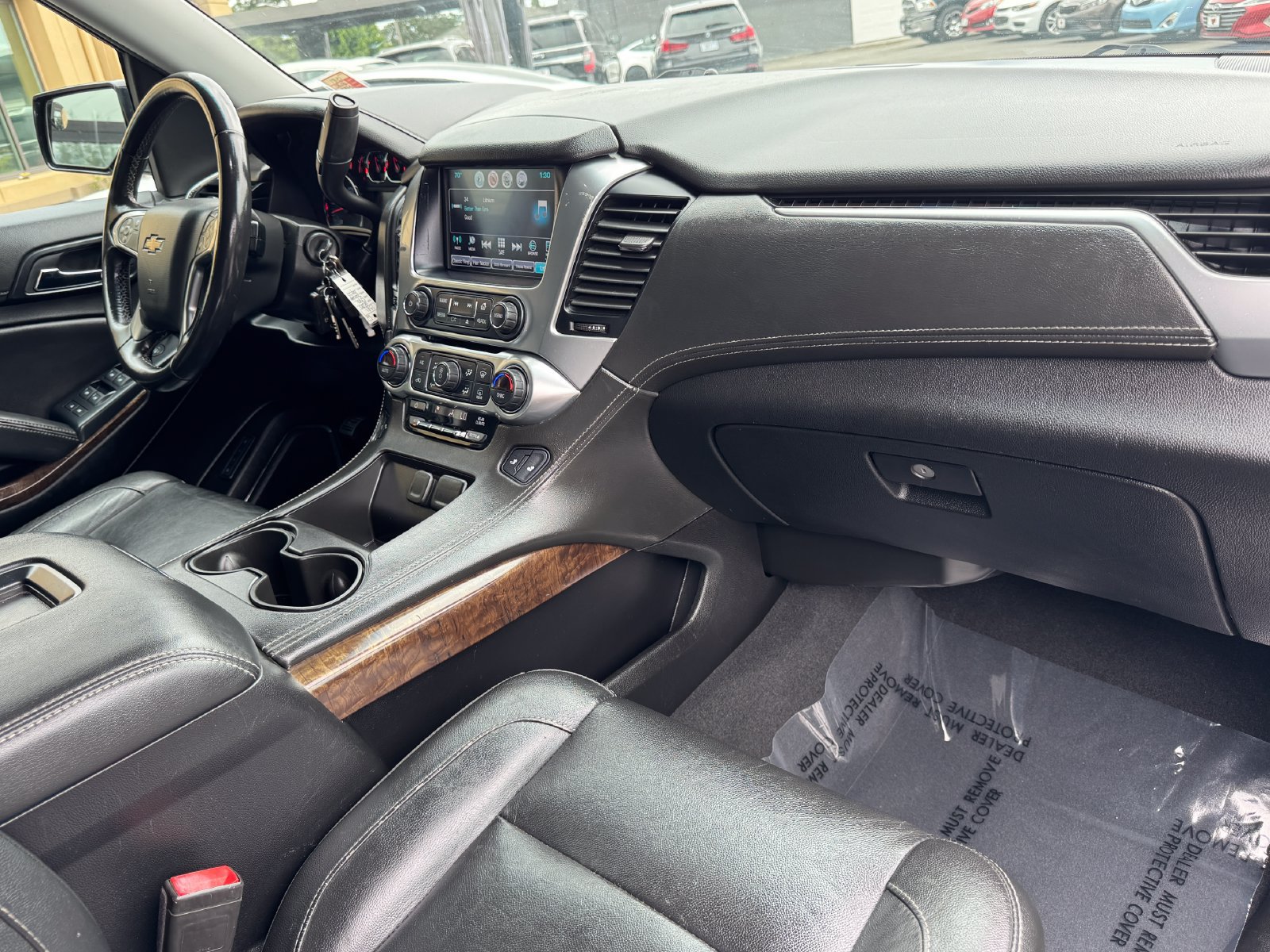 Used 2020 Chevrolet Suburban LT AWD/4WD image 25
