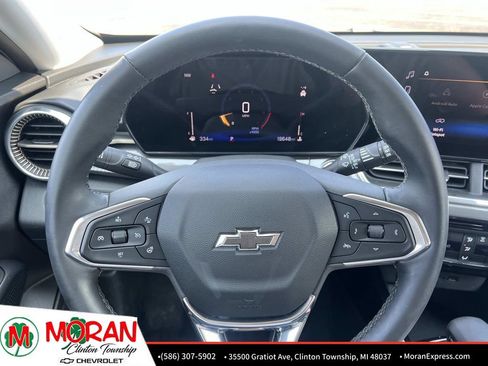 Certified 2024 Chevrolet Trax ACTIV w/ Driver Confidence Package FWD image 18