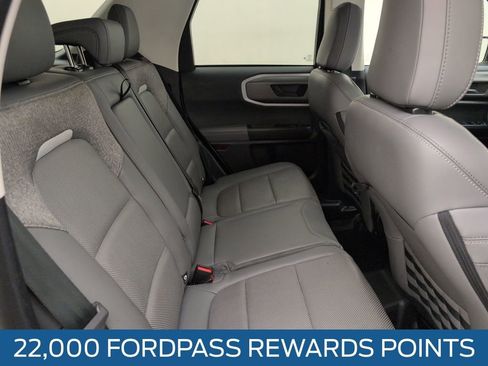 Used 2025 Ford Bronco Sport Badlands image 19