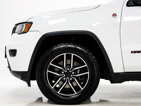 Used 2021 Jeep Grand Cherokee Trailhawk image 29