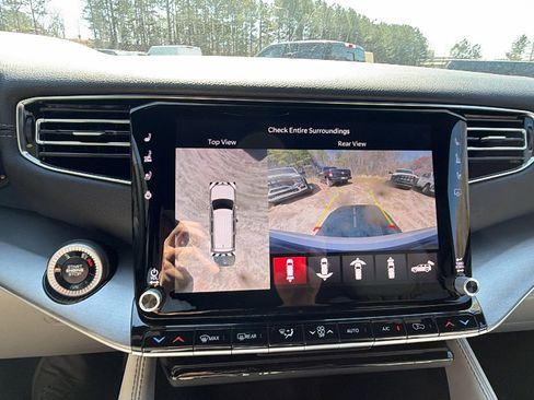 New 2026 Jeep Grand Wagoneer L 4WD image 29