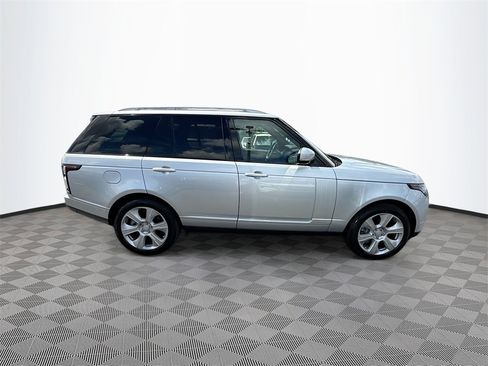 Used 2019 Land Rover Range Rover Supercharged image 5