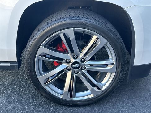 Used 2020 Cadillac Escalade Premium Luxury image 12