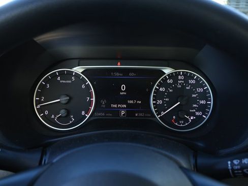 Used 2023 Nissan Sentra SV image 11