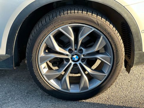 Used 2018 BMW X4 xDrive28i image 22