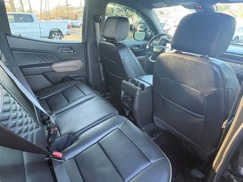 Used 2023 GMC Canyon Denali image 23