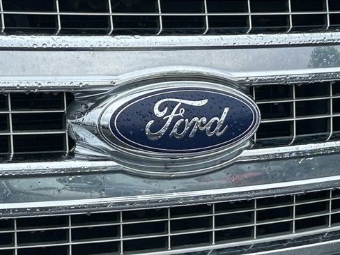 Used 2013 Ford F150 XLT w/ Luxury Equipment Group AWD/4WD image 13