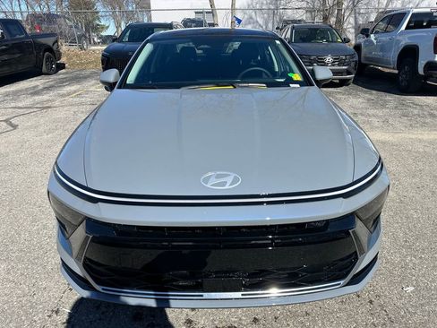 New 2026 Hyundai Sonata SEL FWD image 8