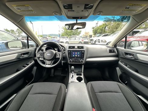 Used 2018 Subaru Outback 2.5i Premium AWD/4WD image 6