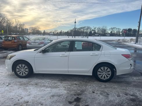 Used 2010 Honda Accord LX image 8